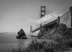  Golden Gate ,  
