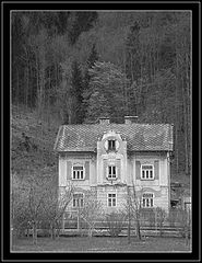 фото "Spooky House"