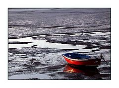 photo "red light boat"