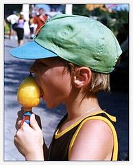 фото "The day is hot, the ice-cream is cold."