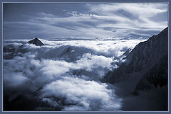 фото "Clouds and mountains"