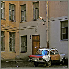 photo "Old city car"