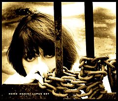 photo "homo homini lupus est"