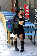 фото "Hat - stockings -  megaphone"