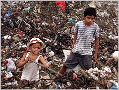 photo "Eric an manolo en the garbages"