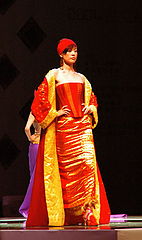 фото "2004 South East Asia International Fashion"