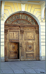 фото "приоткрытая .."