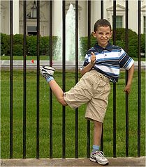 photo "about shoe-lace (and about White House behind)"