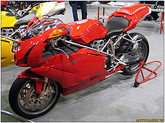 photo "Ducatti 999 (Moscow Motosalon'05)"