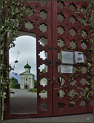 фото "Перешагни порог..."