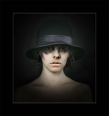 photo "a woman from the dark 2"