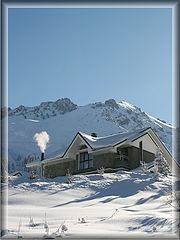 photo "Small house in mountains"