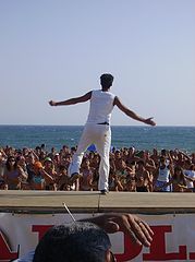 фото "Dancing in the beach"