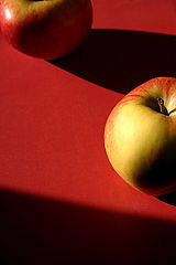 photo "apples on red"