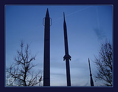фото "Пейзаж с ракетами"