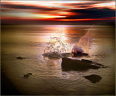 фото "Sunset with Splashes"