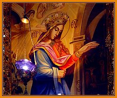 фото "Madonna in a Ukrainian Church"