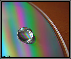 photo "~ iridescent drop ~"