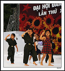 photo "31 years after Saigon fall"