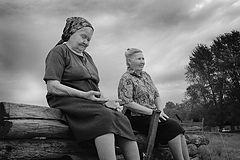 photo "Two sisters, two destinies"