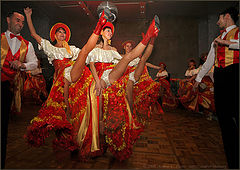 фото "Сoncept of Beauty: Threefold Cancan"