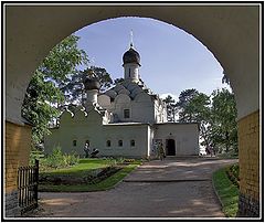 photo "Церковь Михаила Архангела. Памятник 17 века"