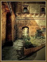 фото "Церковный дворик"