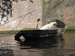 фото "Just a Boat"