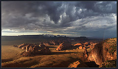 фото "Хантс Меса после грозы. Monument Valley."