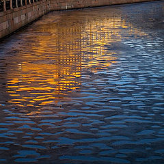 фото "весенне-зимнее отражение в реке Мойке"