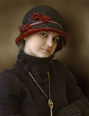 фото "Юная леди в шляпке с бантиком"
