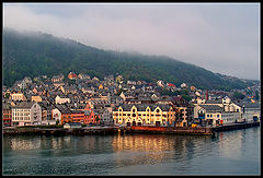 photo "Morning, mist rises in the mountains"