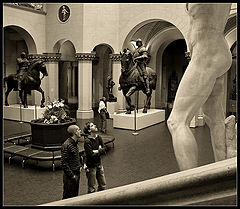 photo "a sculptor Michelangelo statue of David"