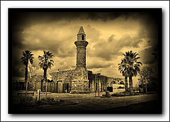 фото "Кейсария.Мечеть арабского периода 638-1099гг н.э"