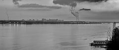 фото "Серая река"