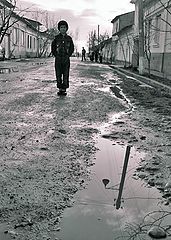 фото "Мальчик на улице"