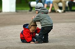 фото "Ну вставай пока мама не увидела!"