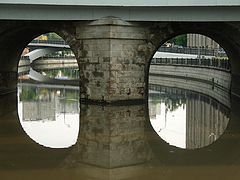фото "Каменные глаза города"