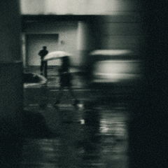 фото "Про дождь, зонтик и случайные встречи (2008)"