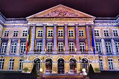 photo "Belgian Parlement   (test Sony A500 at ISO1600)"