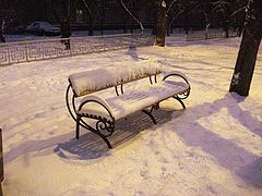 photo "зима,город,ночь,снег,скамейка"