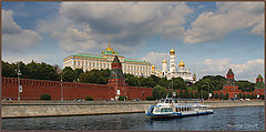 фото "Вдоль стен Кремля"