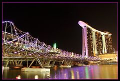 фото "The Helix Bridge & Marina Bay Sands"