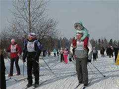 фото "На оленях хорошо, а на папе лучше"