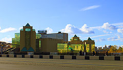 photo "Life in the windows of the museum"