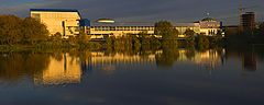 фото "Городские ...(...отражения)"