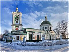 фото "Храм Живоначальной Троицы на Воробьёвых горах"