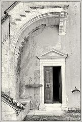 photo "Door. Agia Triada Monastery. Crete. Greece."