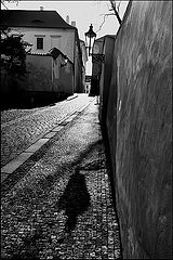 photo "Yлица, фонарь и тень"