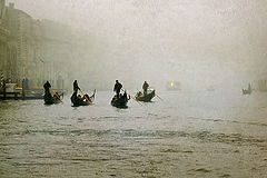 фото "gondole nella nebbia"